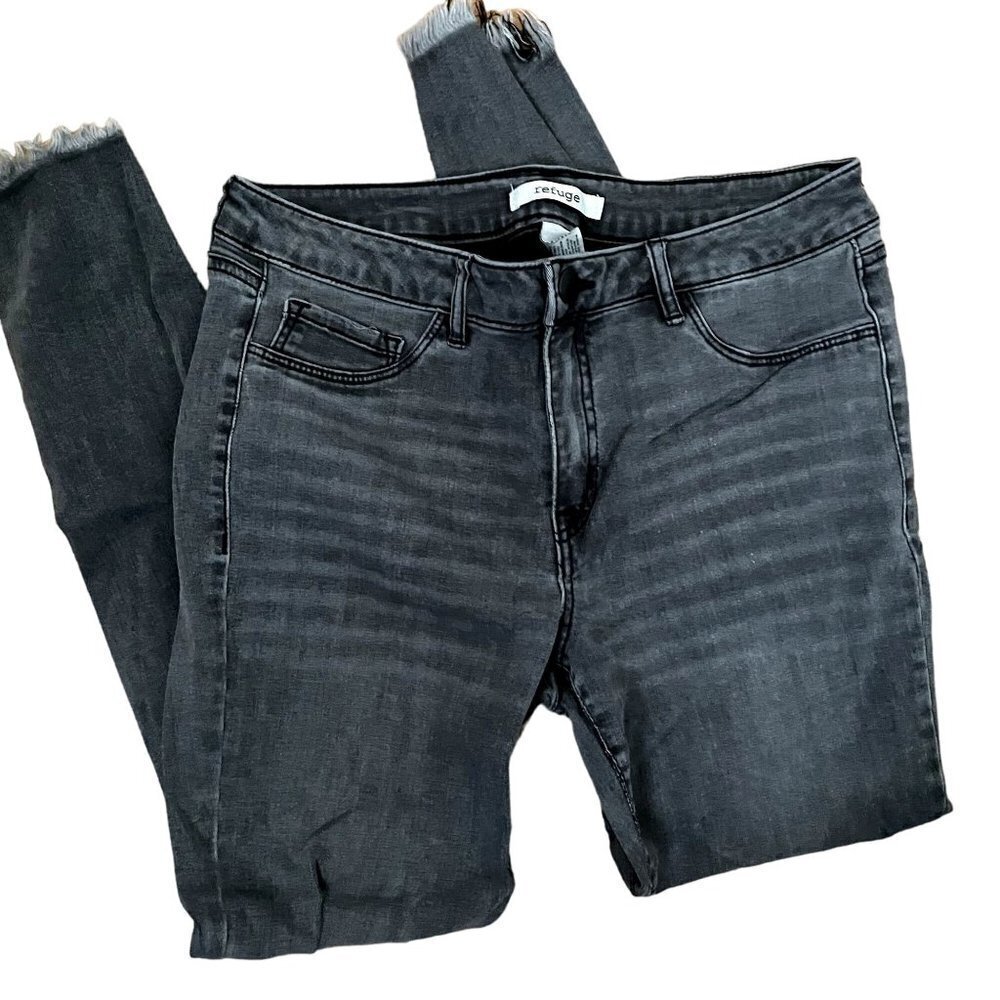 Refuge black denim jeans distressed style comfortable casual pockets summer